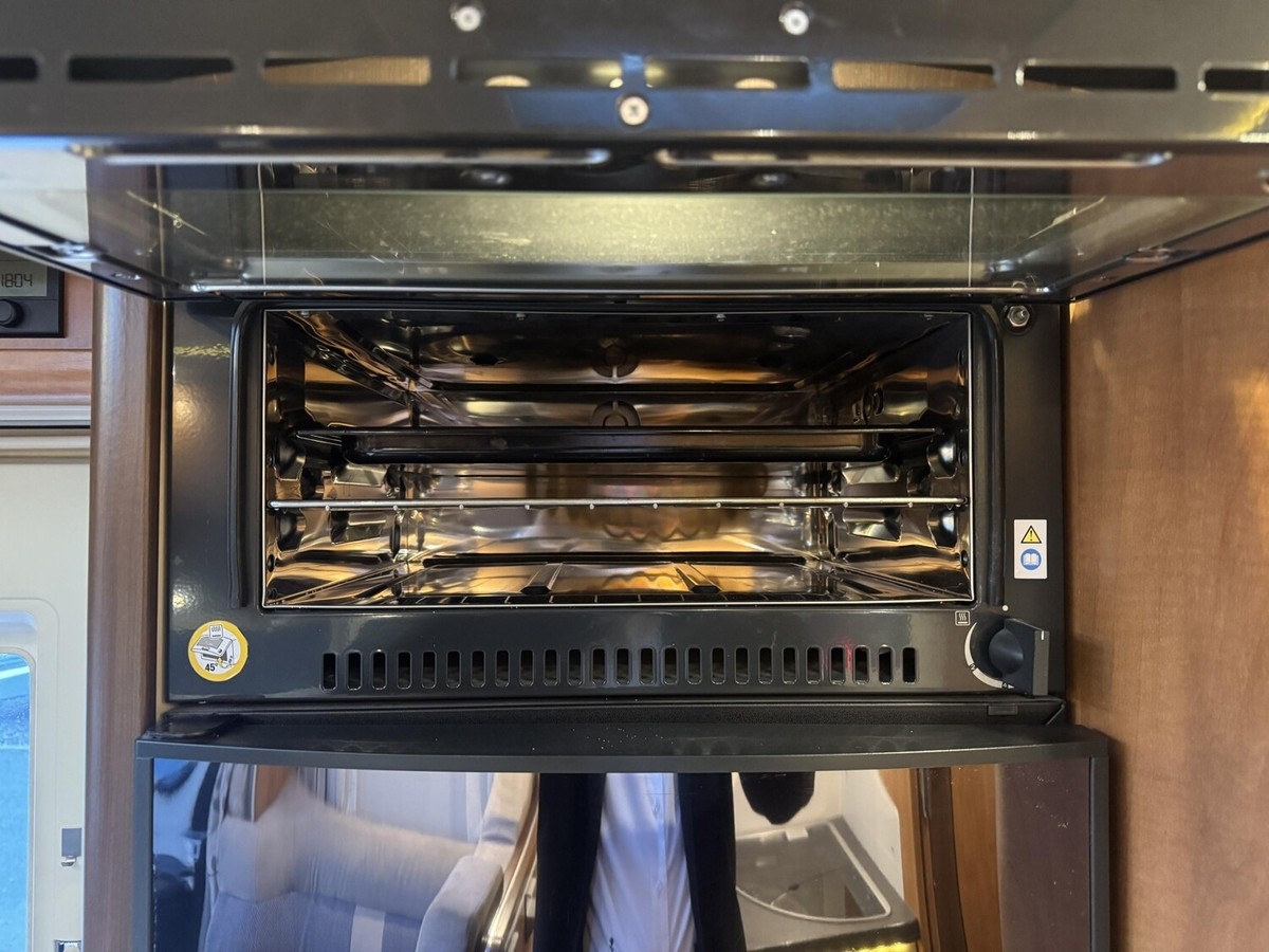 Carthago C-tourer T 142 Solar+Sat TV+Markise+Backofen
