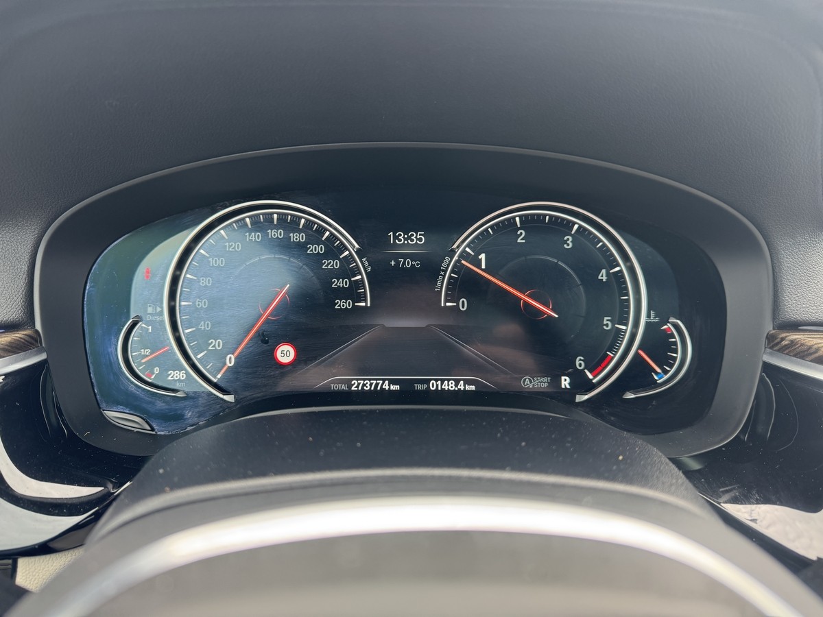 BMW 520 d+M-SportPaket+Standh+LED+360°+H&K
