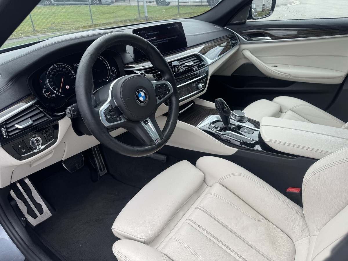 BMW 520 d+M-SportPaket+Standh+LED+360°+H&K