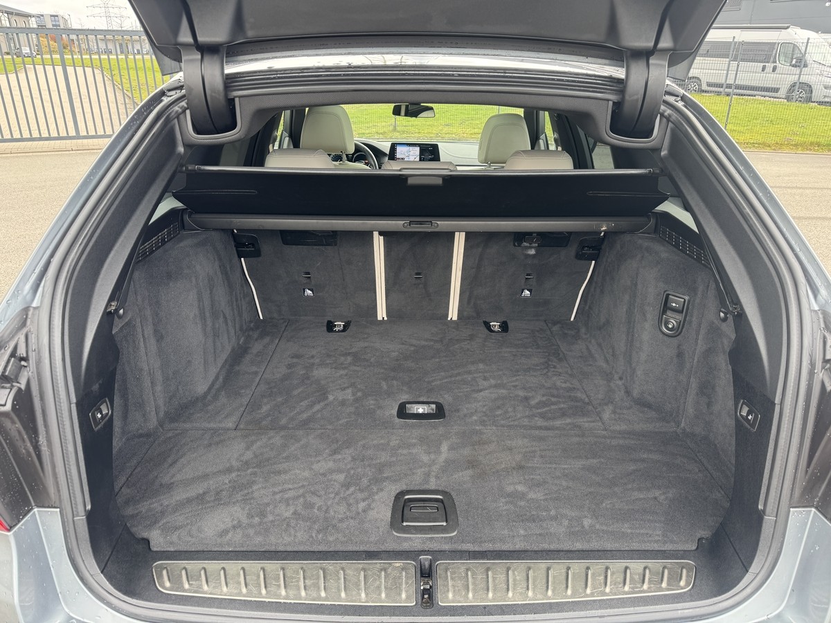 BMW 520 d+M-SportPaket+Standh+LED+360°+H&K