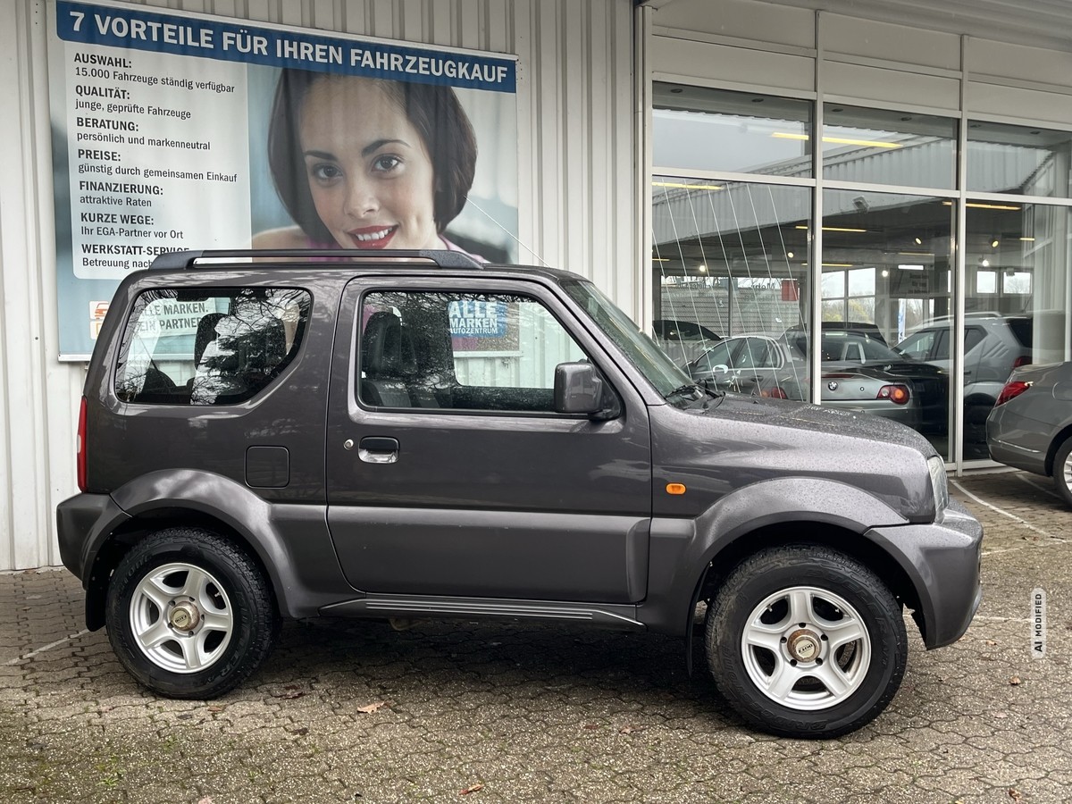 Suzuki Jimny 1.3 COMFORT 4WD 82TKM !! AHK KLIMA RADIO ALLWETTER 