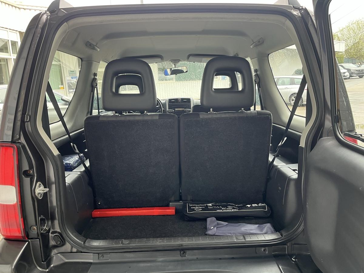 Suzuki Jimny 1.3 COMFORT 4WD 82TKM !! AHK KLIMA RADIO ALLWETTER 