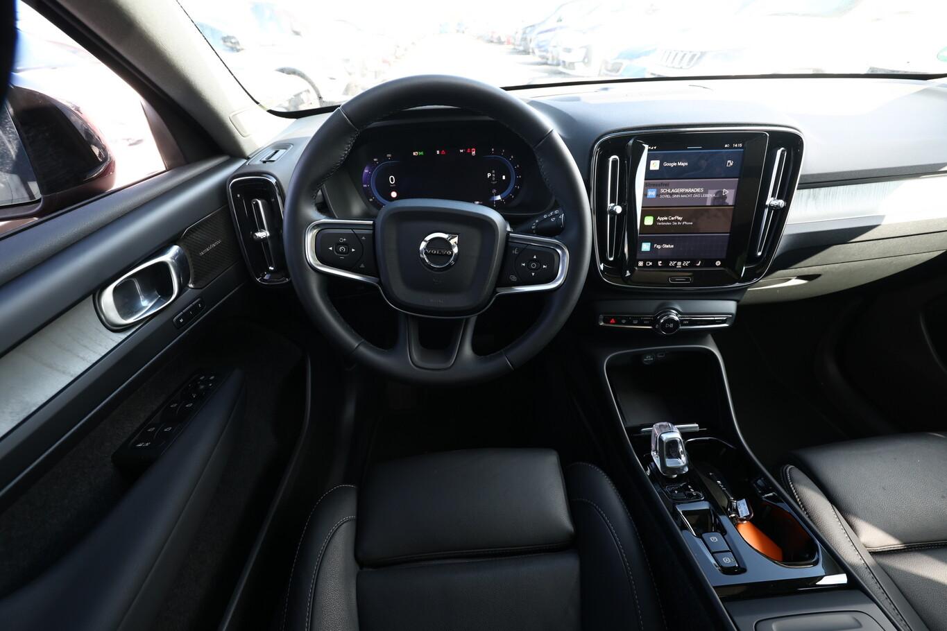 Volvo B4 197 Aut. Ultra Dark LED Leder ACC 20Z