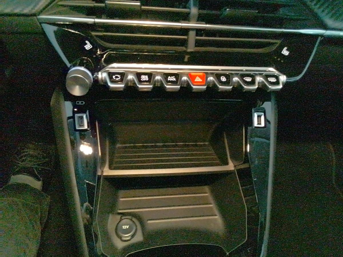 Peugeot 208 Elektromotor 136 Active Pack