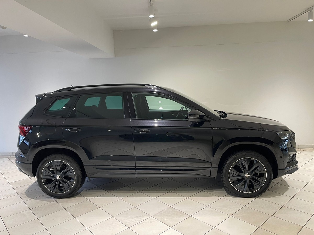 Skoda Karoq DSG Sportline Matrix 360° 5J-Garantie