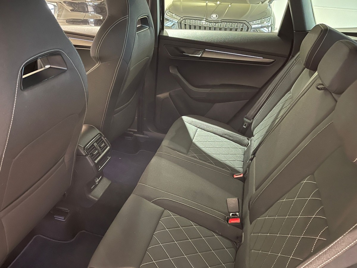 Skoda Karoq DSG Sportline Matrix 360° 5J-Garantie