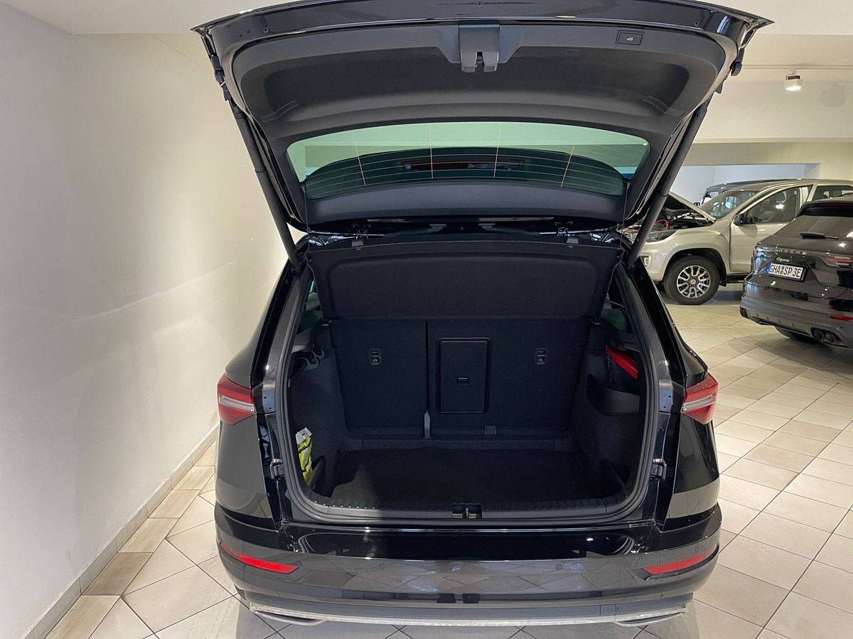 Skoda Karoq DSG Sportline Matrix 360° 5J-Garantie