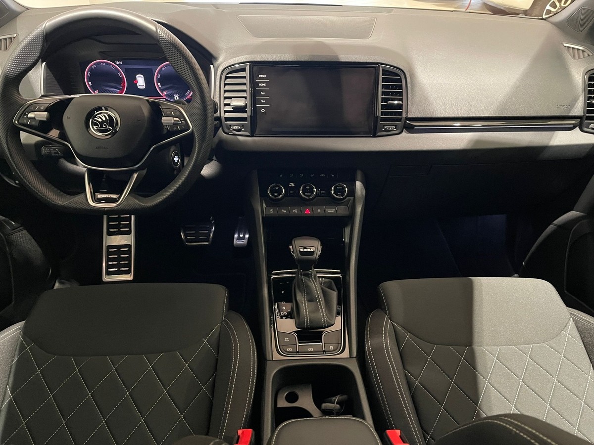 Skoda Karoq DSG Sportline Matrix 360° 5J-Garantie