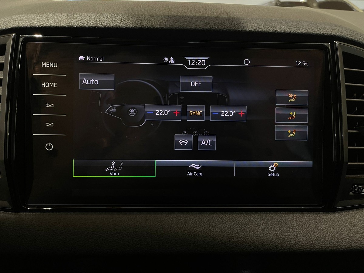 Skoda Karoq DSG Sportline Matrix 360° 5J-Garantie