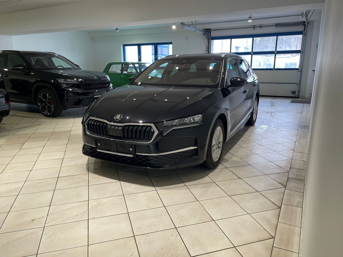 Skoda Octavia 1.5 TSI DSG 5J Garantie Navi 