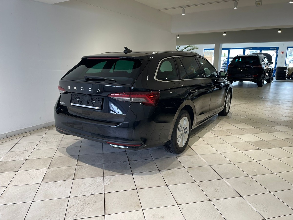 Skoda Octavia 1.5 TSI DSG 5J Garantie Navi 
