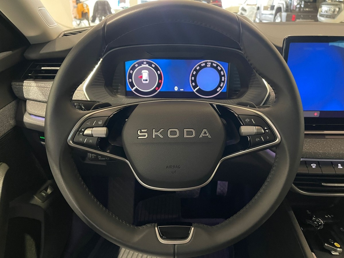 Skoda Octavia 1.5 TSI DSG 5J Garantie Navi 