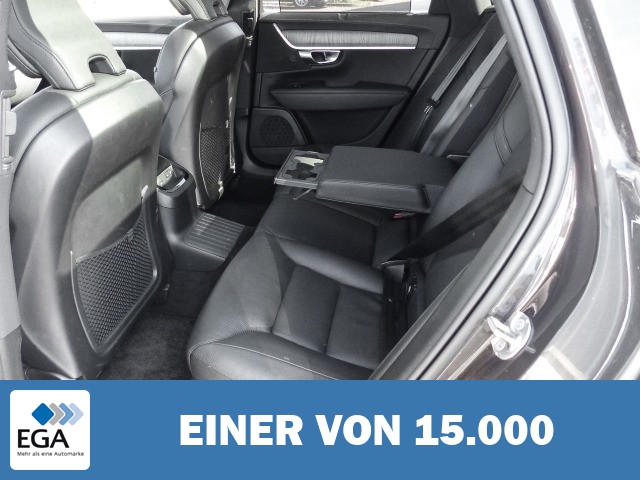 Volvo V90 Kombi Inscription Recharge Plug-In Hybrid AWD AHK El. Panodach Digitales Coc