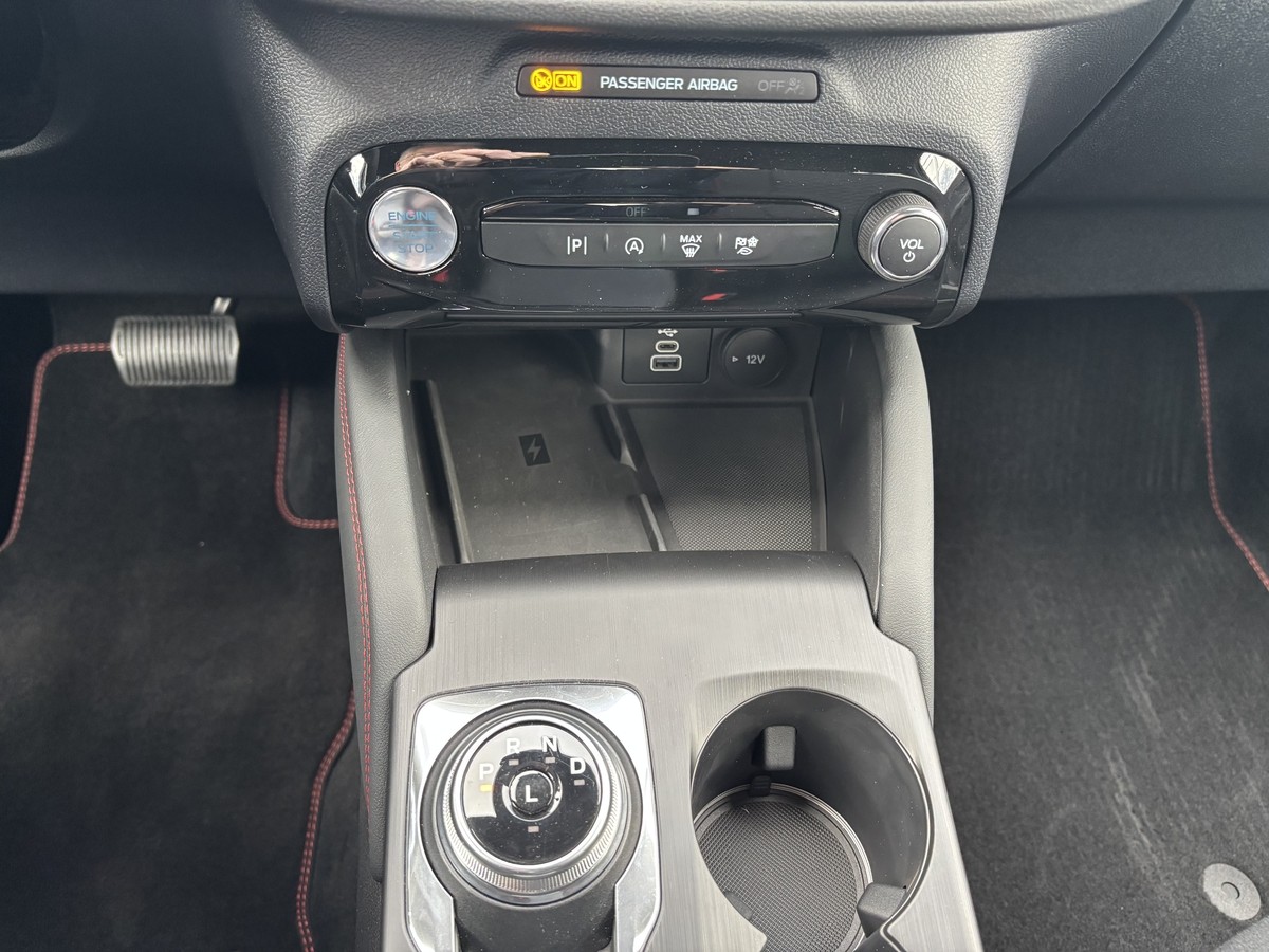 Ford Kuga ST-Line Autm/LED/Navi/Kamera/5 Jahre Gar.