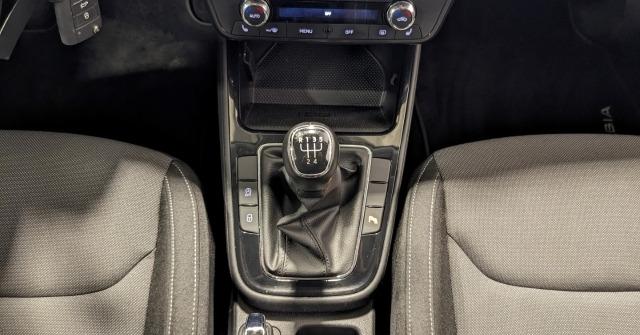 Skoda Fabia Ambition 1.0 TSI LED CarPlay DAB Navi