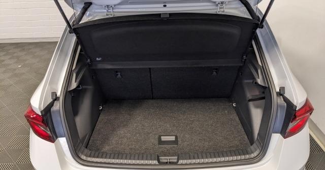 Skoda Fabia Ambition 1.0 TSI LED CarPlay DAB Navi