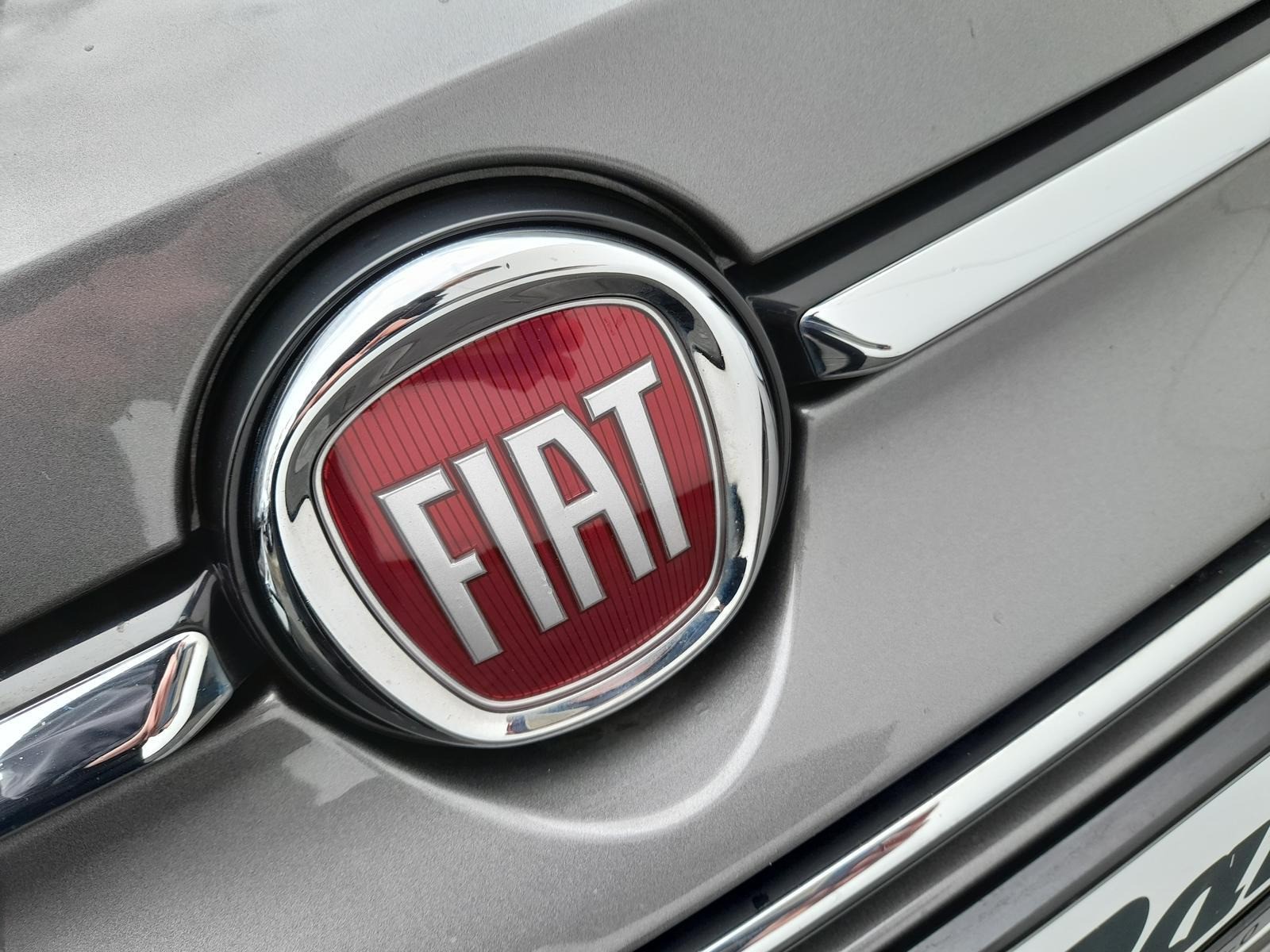 Fiat 500 Dolcevita Hybrid NAVI/APP~PDC~PANO~DAB~GRA