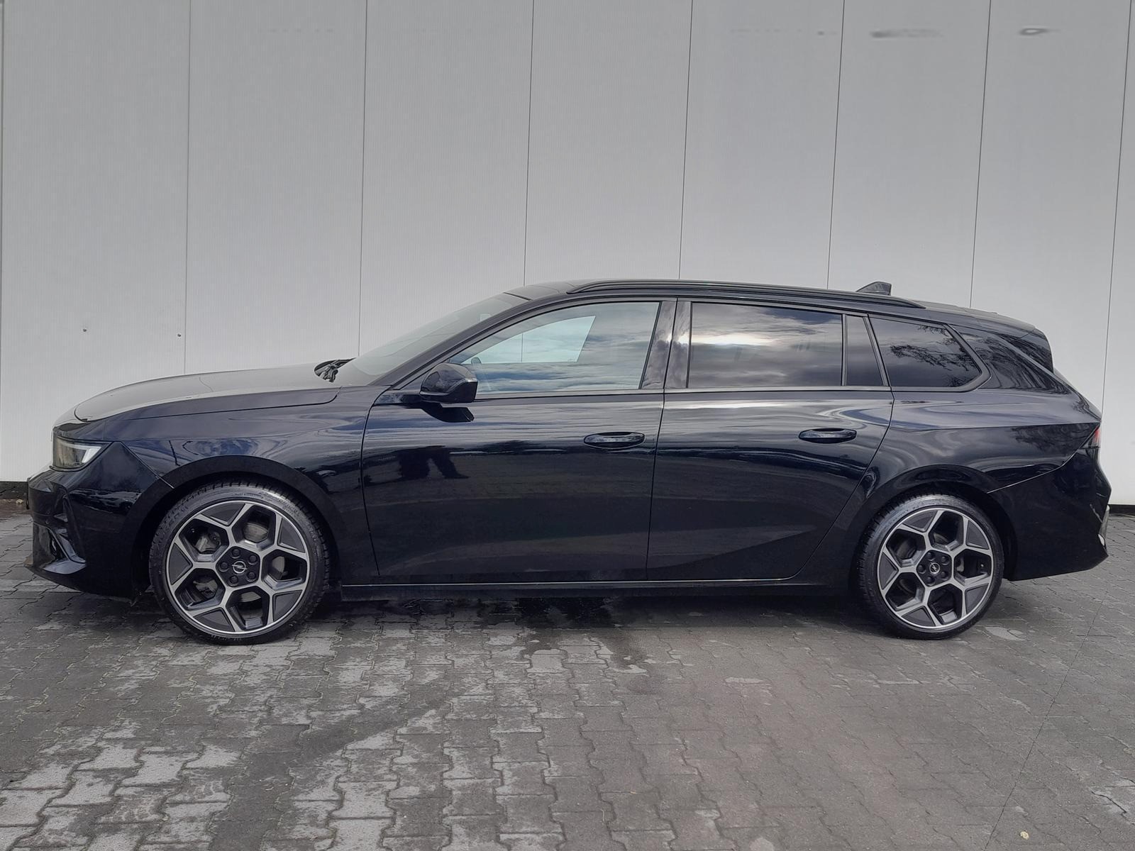 Opel Astra ST Ultimate NAVI~HuD~ACC~AHK~FHZ~SHZ~LHZ