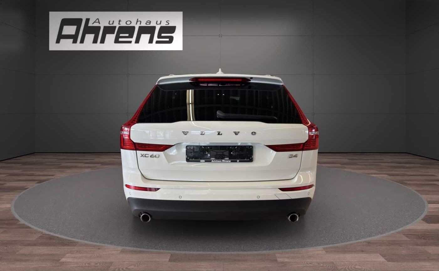 Volvo XC60 XC60 D4 Momentum *AHK-eHeck-SHZ-LED*