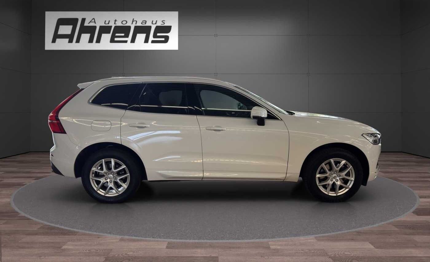 Volvo XC60 XC60 D4 Momentum *AHK-eHeck-SHZ-LED*