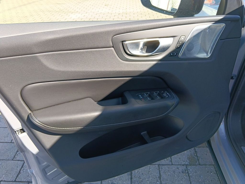 Volvo XC60 B5 AWD Ultimate Dark 360° KAMERA+PANO-DACH