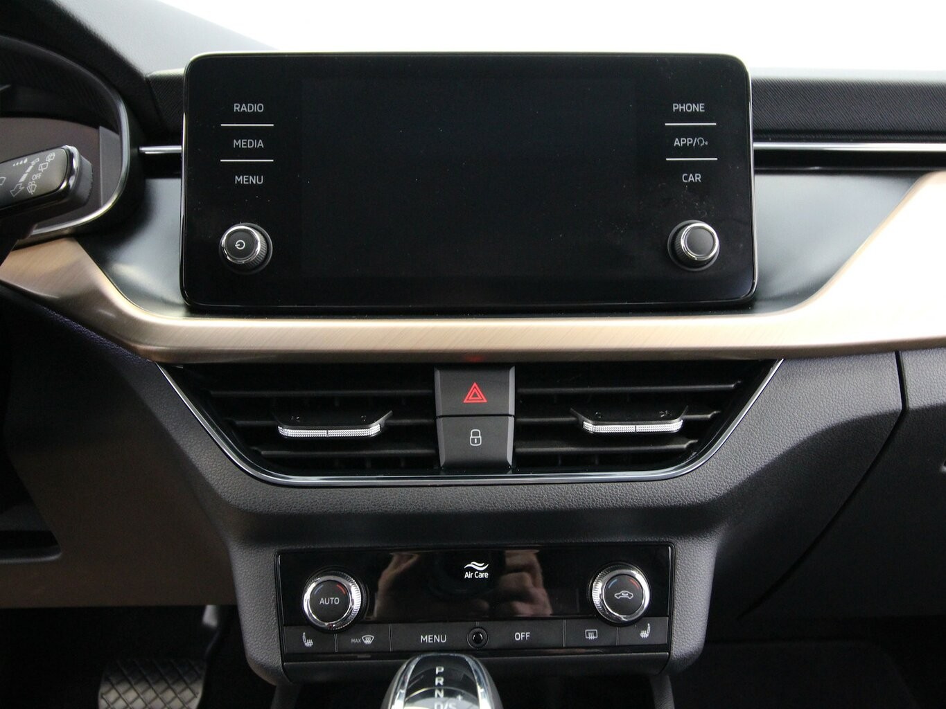 Skoda Scala 1.5 TSI 7-DSG Style Plus LED+KAMERA+AHK...