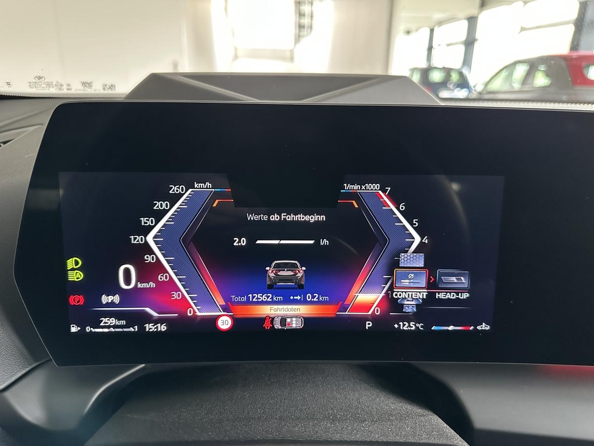 BMW 120i M Sport AHK HUD H/K Audio Kamera LED Navi 