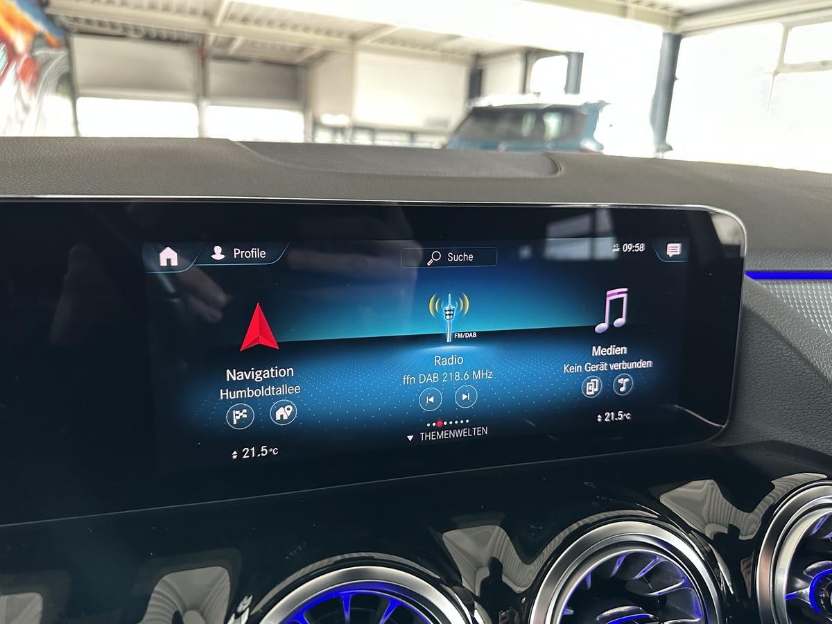 Mercedes-Benz GLA 250 Progressive 4Matic Navi LED AHK PDC MBUX