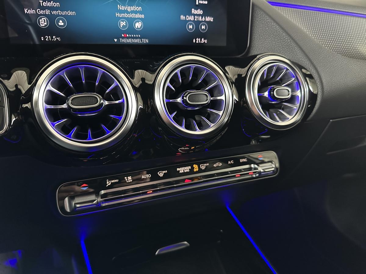 Mercedes-Benz GLA 250 Progressive 4Matic Navi LED AHK PDC MBUX