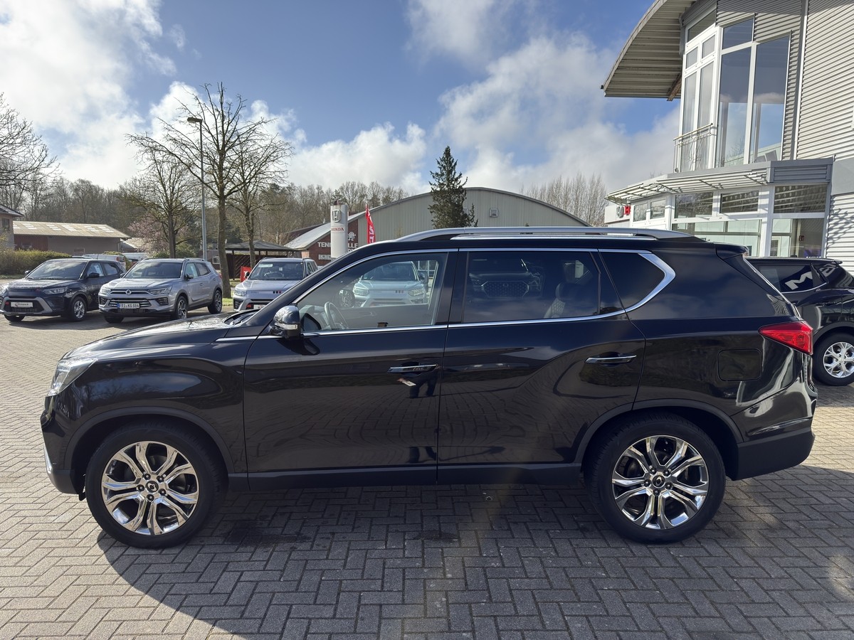 Ssangyong REXTON Sapphire 4WD AHK