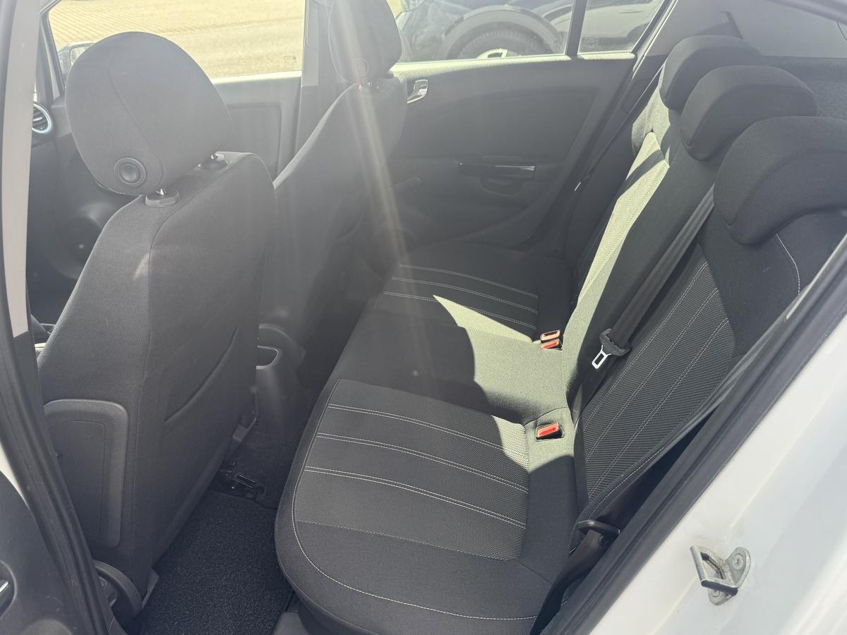 Opel Corsa D 1.4 Color Edition 