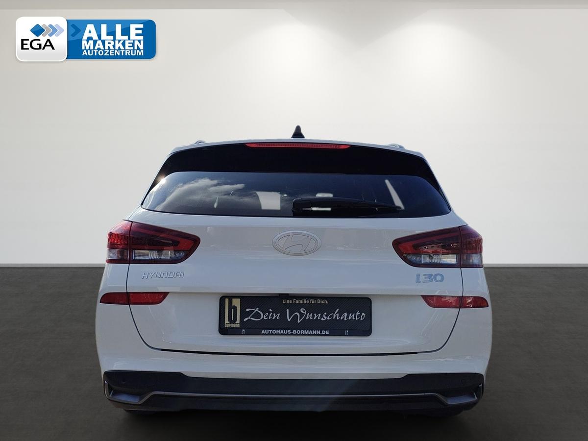 Hyundai i30 Kombi 1.0 T-GDI 6-MT ADVANTAGE Navi Kamera Voll-LED