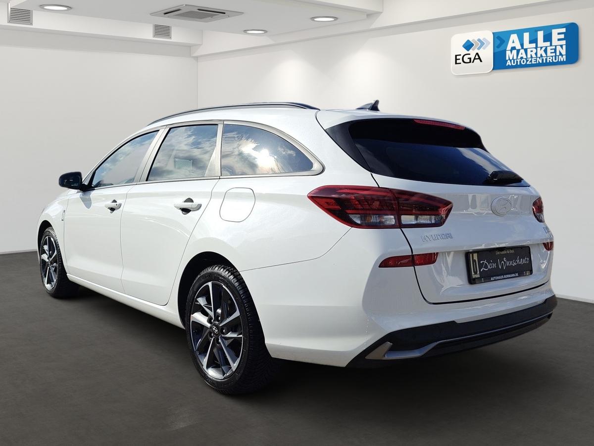 Hyundai i30 Kombi 1.0 T-GDI 6-MT ADVANTAGE Navi Kamera Voll-LED