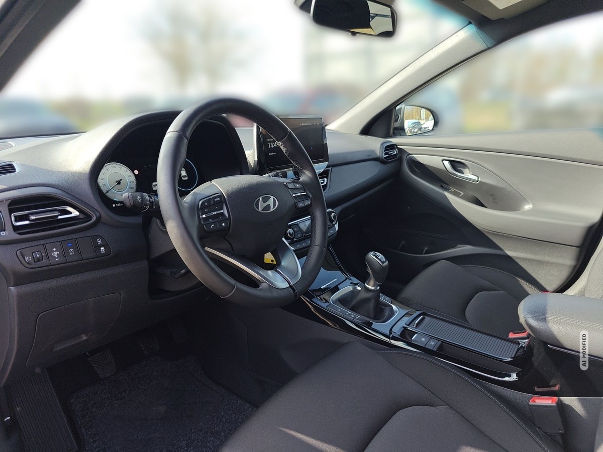 Hyundai i30 Kombi 1.0 T-GDI 6-MT ADVANTAGE Navi Kamera Voll-LED