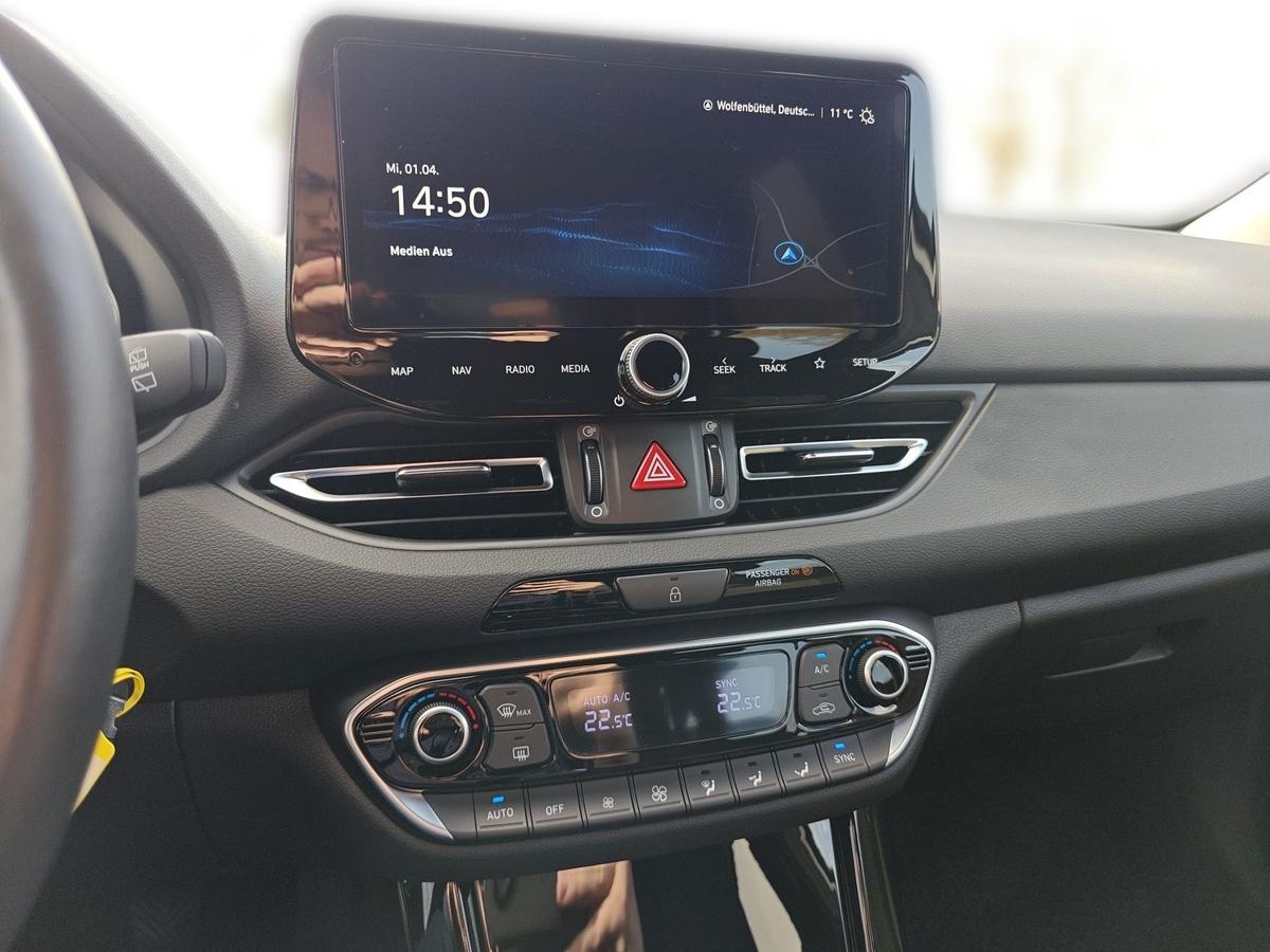 Hyundai i30 Kombi 1.0 T-GDI 6-MT ADVANTAGE Navi Kamera Voll-LED