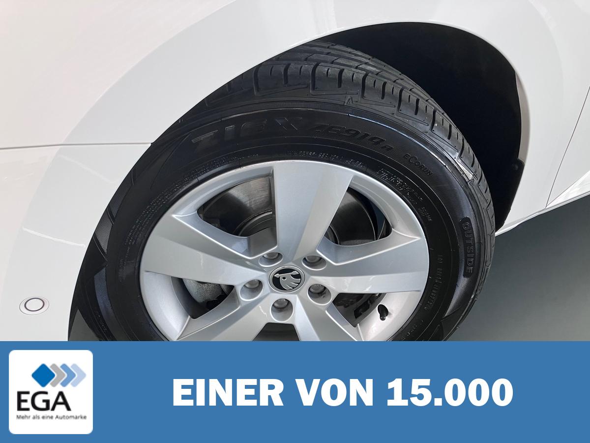 Skoda Superb Combi 1.5 TSI Ambition Automatik - Navi/ Xenon/ PDC
