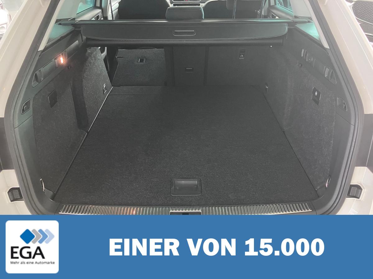 Skoda Superb Combi 1.5 TSI Ambition Automatik - Navi/ Xenon/ PDC