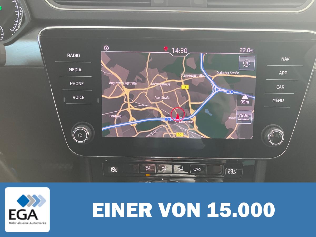 Skoda Superb Combi 1.5 TSI Ambition Automatik - Navi/ Xenon/ PDC