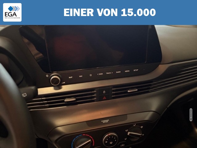 Hyundai i20 Select Navi Apple CarPlay Android Auto Fahrerprofil Musikstreaming DAB Spurh