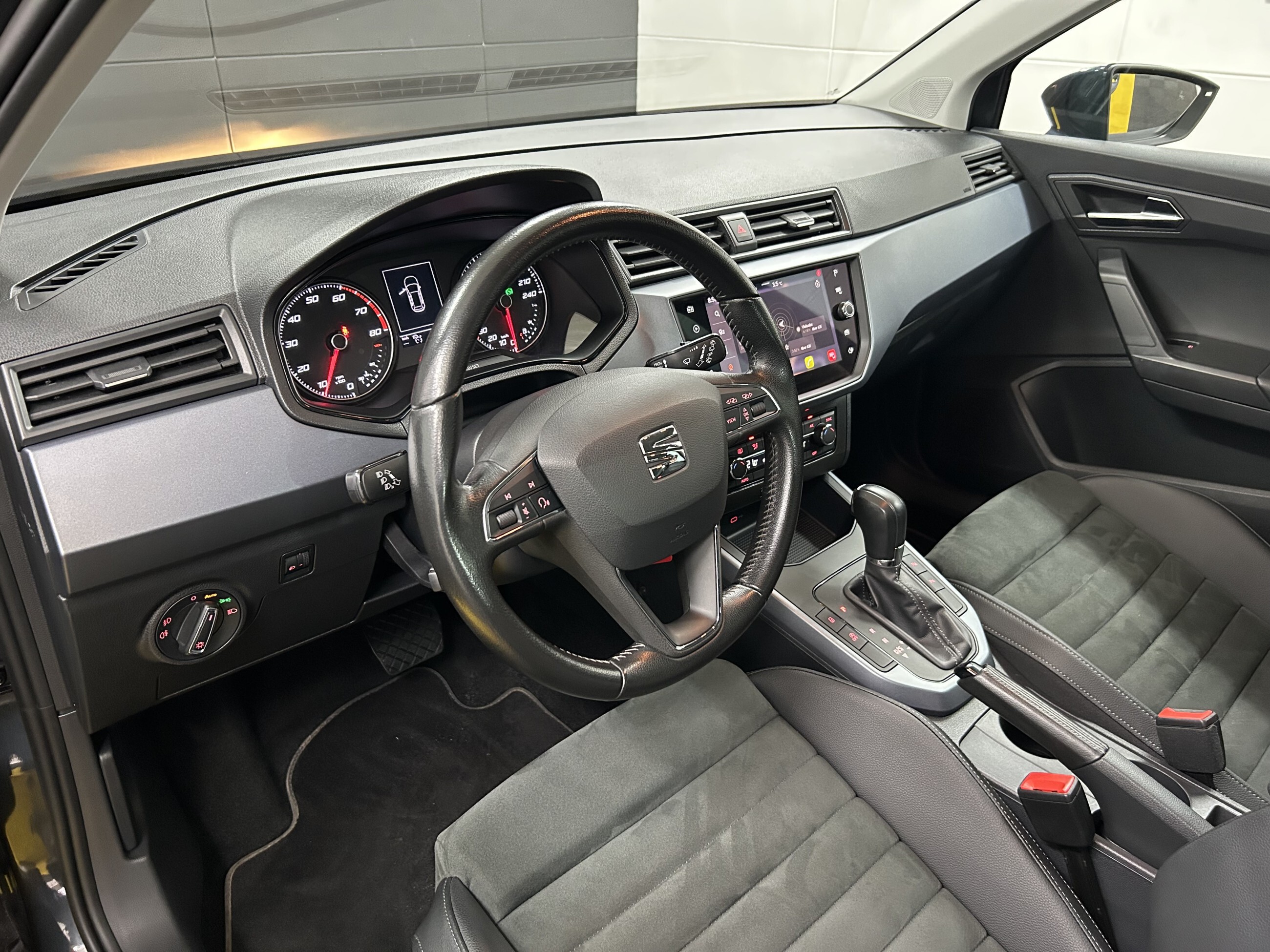 Seat Arona Style DSG+ACC+Kamera+Navi+Carplay+DAB+