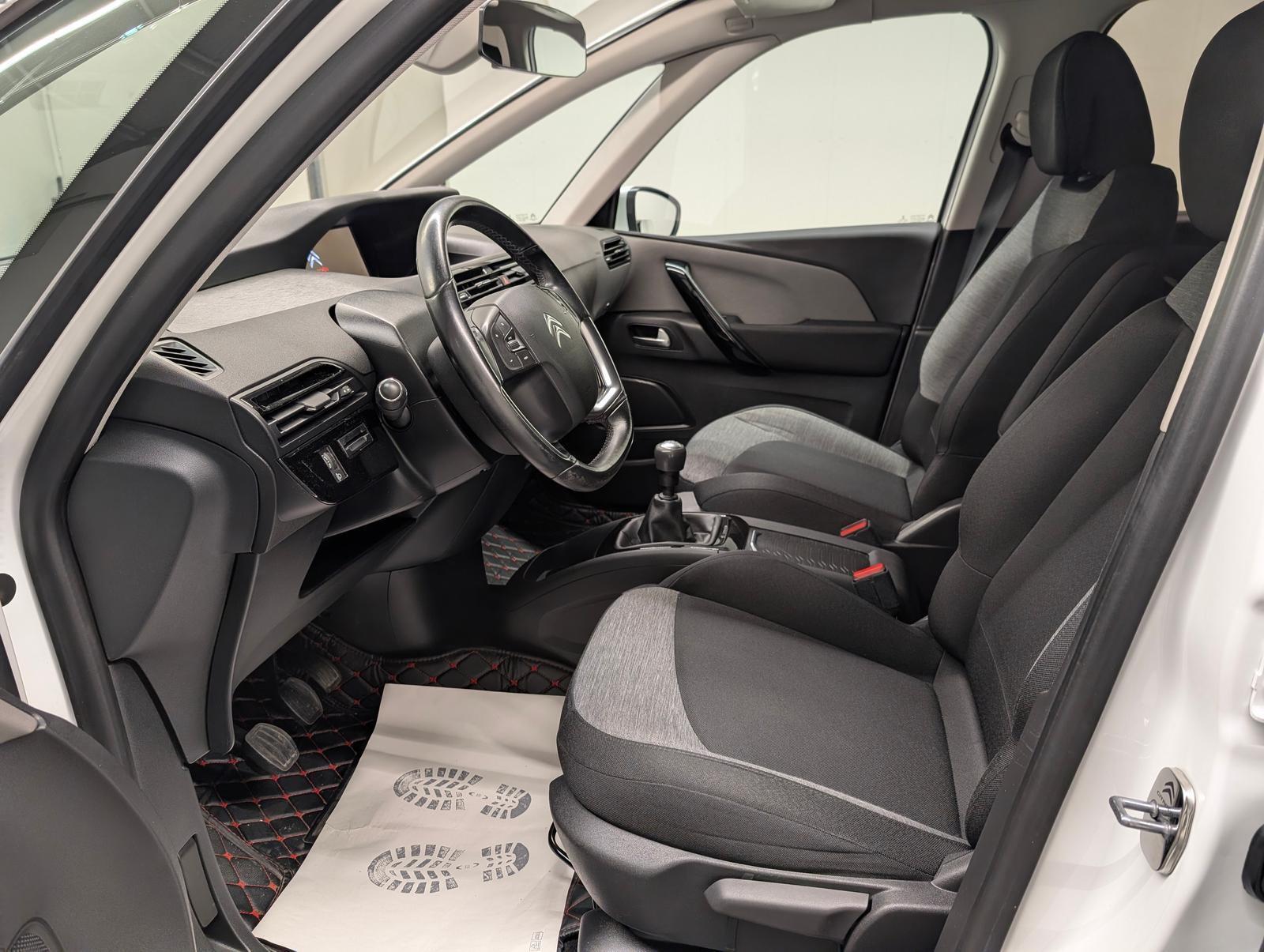 Citroën Grand C4 Picasso / SpaceTourer Navi/Carplay/Tempom./AHK/PDC/LM