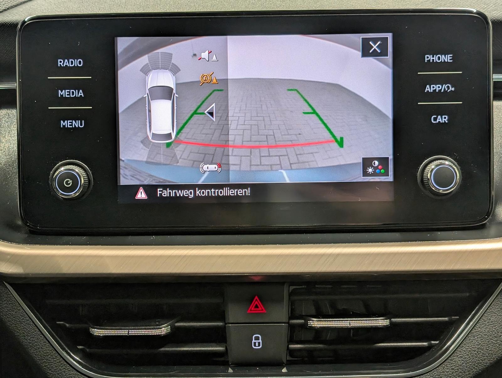 Skoda Scala Style LED/App-C./SHZ/Kam/Tempom./Keyl/17LM