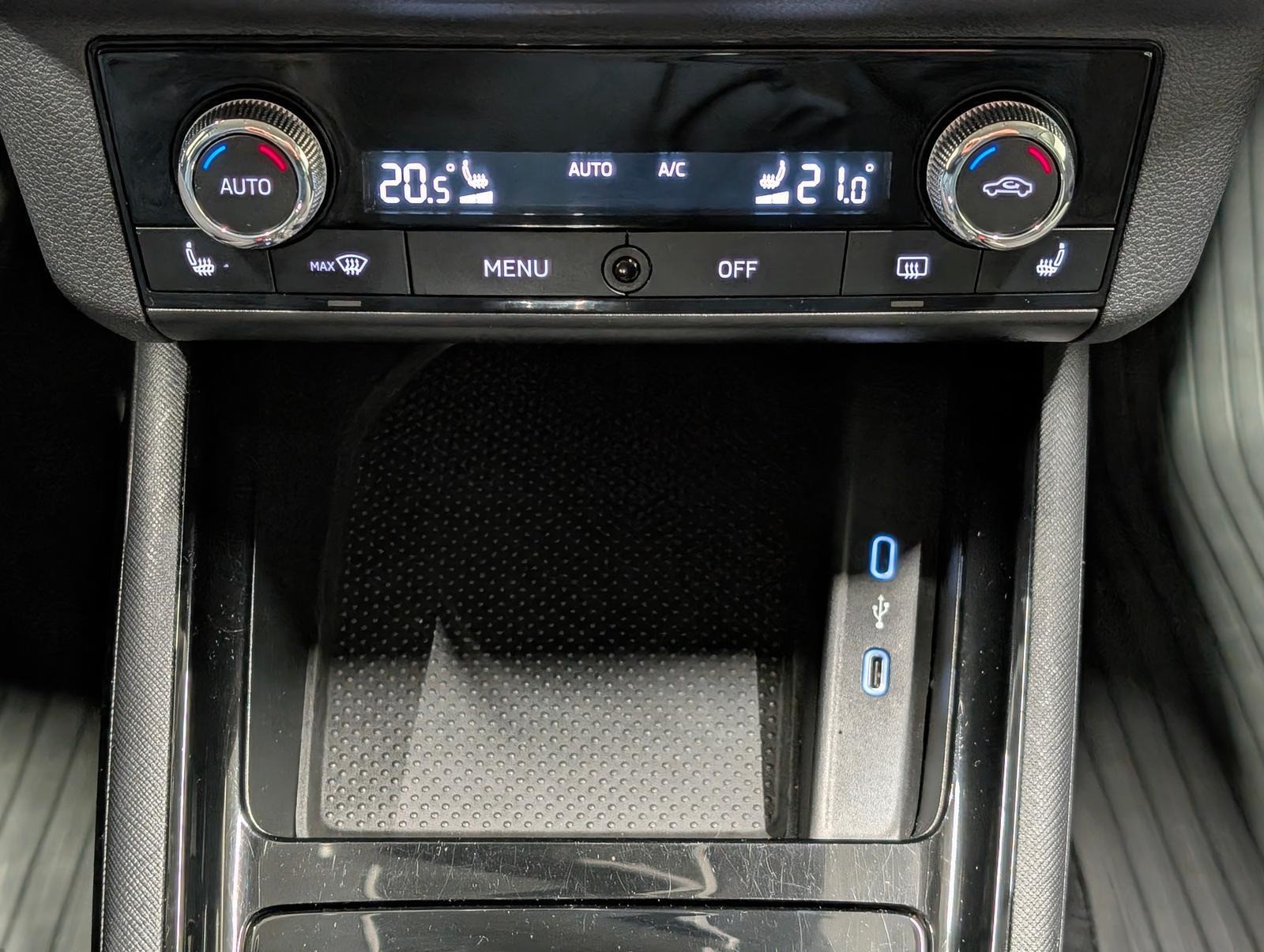 Skoda Scala Style LED/App-C./SHZ/Kam/Tempom./Keyl/17LM