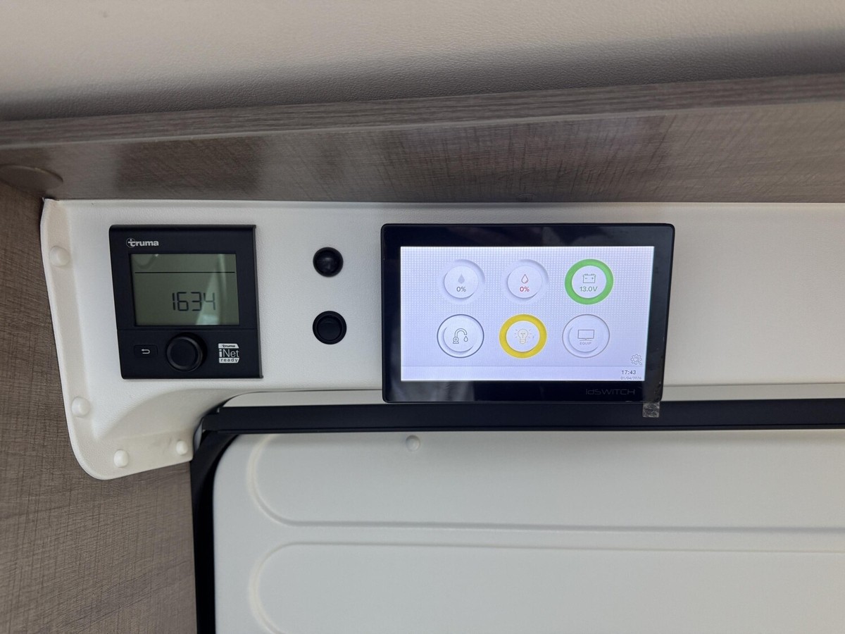 Mooveo Van 54 DB Solar+Sat TV+Markise+Kamera