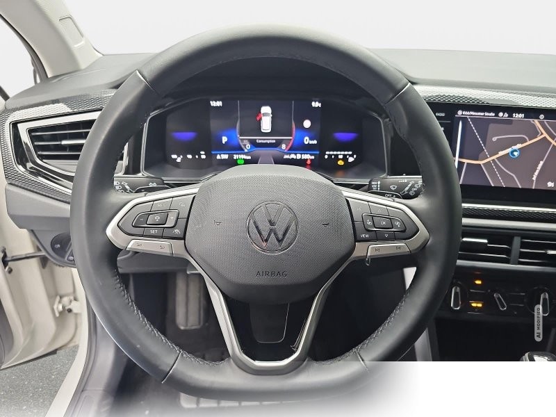 Volkswagen Taigo 1.0 TSI DSG Life Navi LED ACC Sitzheizung PDC Kamera LM16