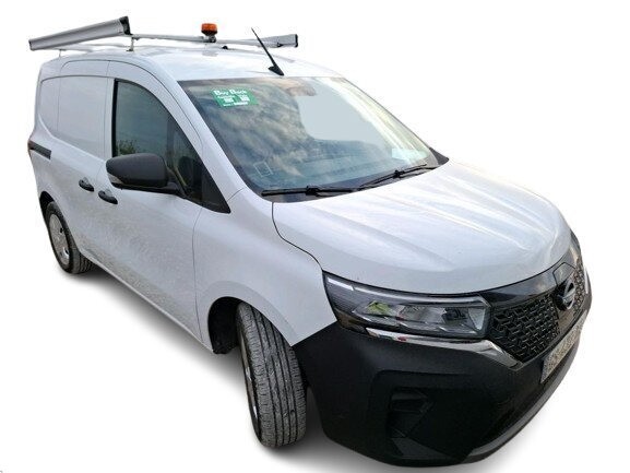 Nissan Townstar EV Accenta 45 kWh L1 PDC Dachgepäckträger