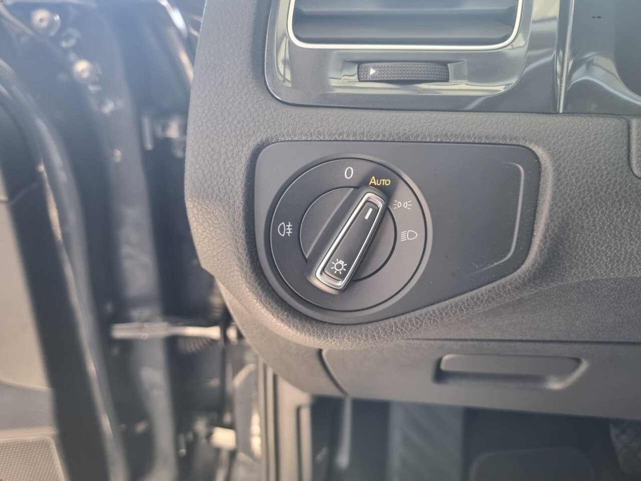 Volkswagen Golf Golf 7 Variant 1.5 TSI DSG,LED,NAVI,ACC,TÜV NEU