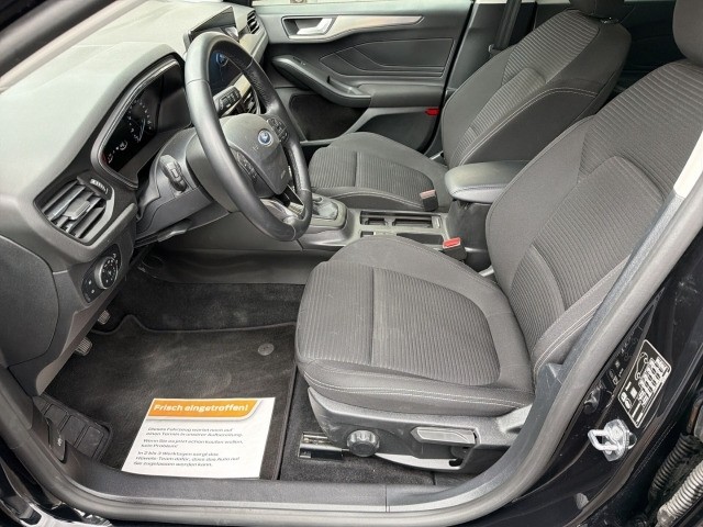 Ford Focus Turnier Titanium 1.0 EcoBoost +M&S+SZH+NAVI+DAB+BT+