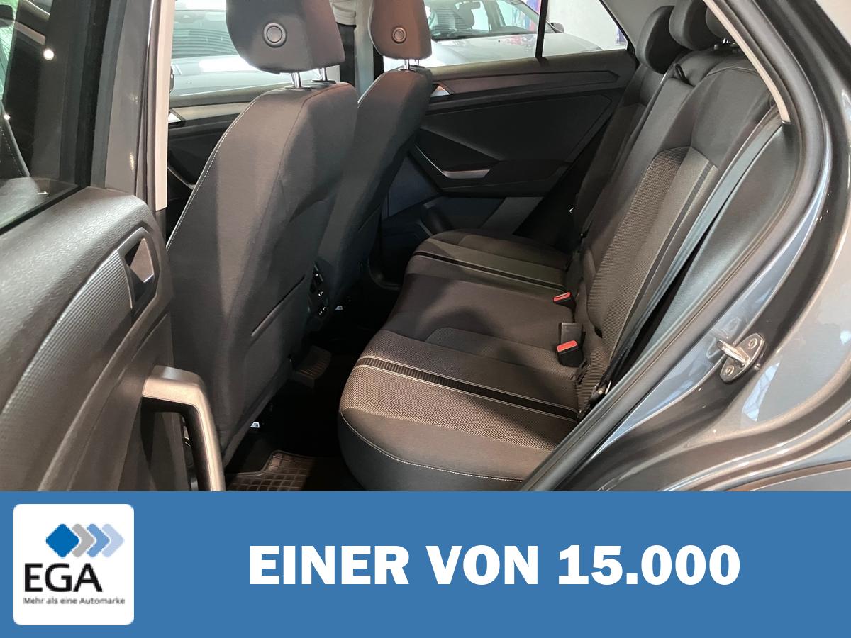 Volkswagen T-Roc 1.5 TSI Style Automatik - Navi/ Sitzh./ Kamera/CarPlay