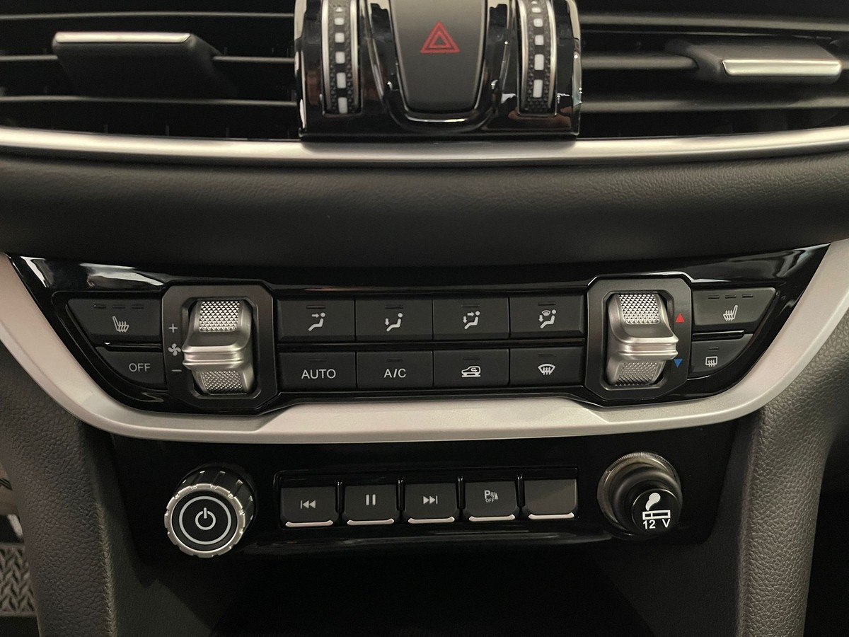 Foton 3 Luxury 7 4x4 Pickup Automatik